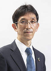運営委員長　掛川　秀史